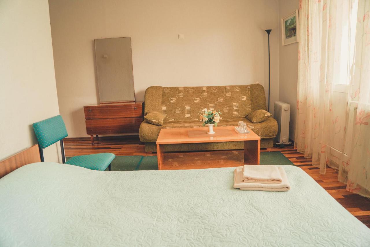 Hotell Paeaesuke Jõhvi Zewnętrze zdjęcie
