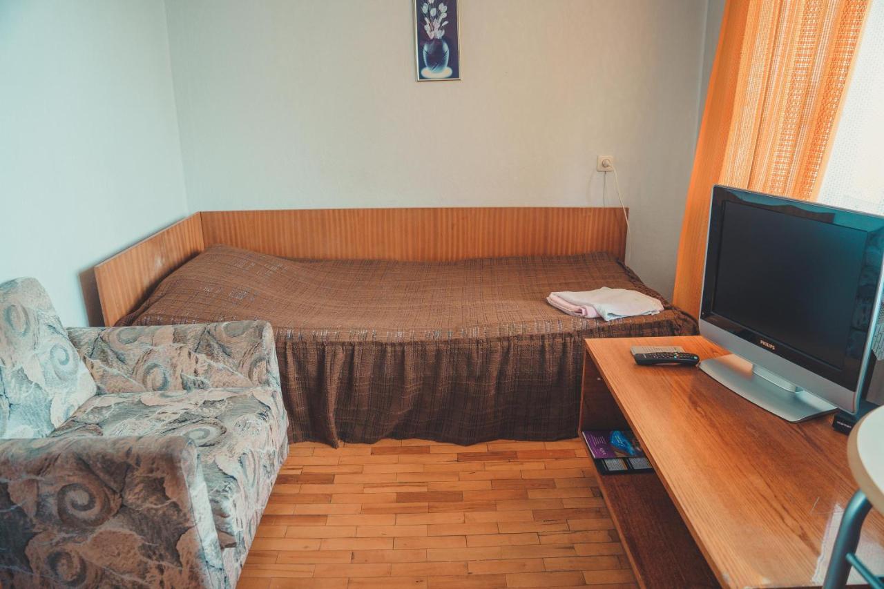 Hotell Paeaesuke Jõhvi Zewnętrze zdjęcie