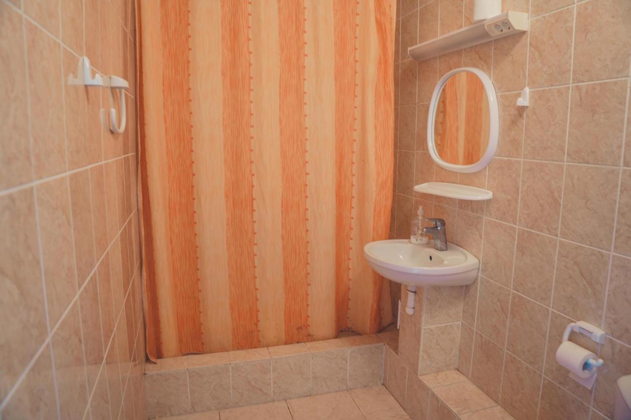 Hotell Paeaesuke Jõhvi Zewnętrze zdjęcie